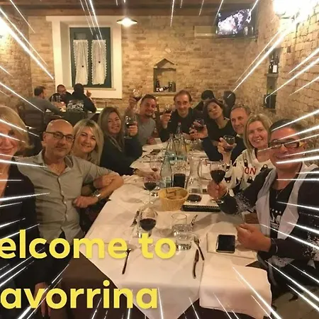 Oda ve Kahvaltı La Zavorrina