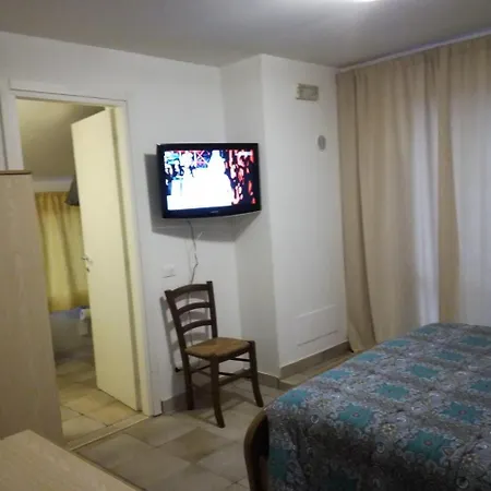 Oda ve Kahvaltı La Zavorrina Monsampolo Del Tronto