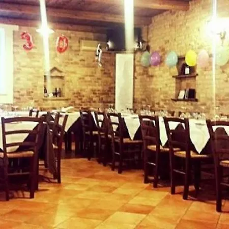 La Zavorrina Oda ve Kahvaltı *